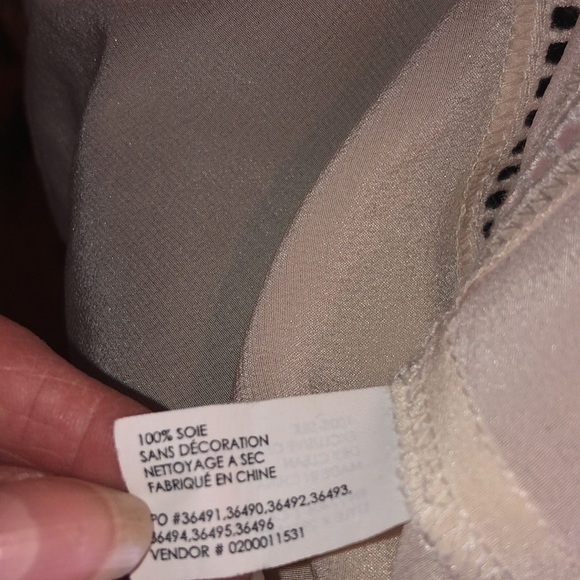 Club Monaco 100% Silk Cut Out Lace Trimmed Long Sleeve Pullover Blouse Size M - Picture 11 of 12